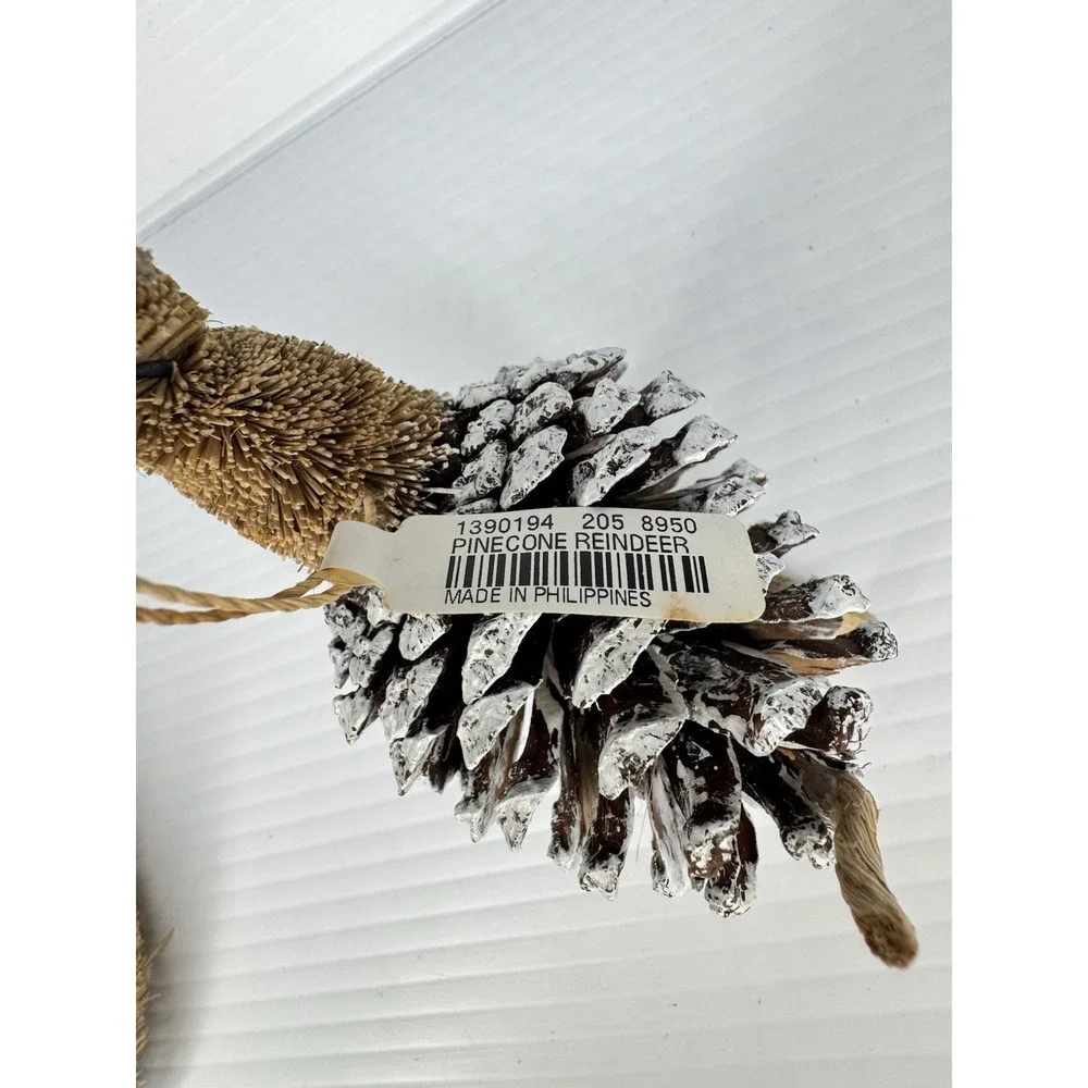 Pottery Barn NWT Pine Cone Wood Reindeer Hanging Ornament Brown White Christmas